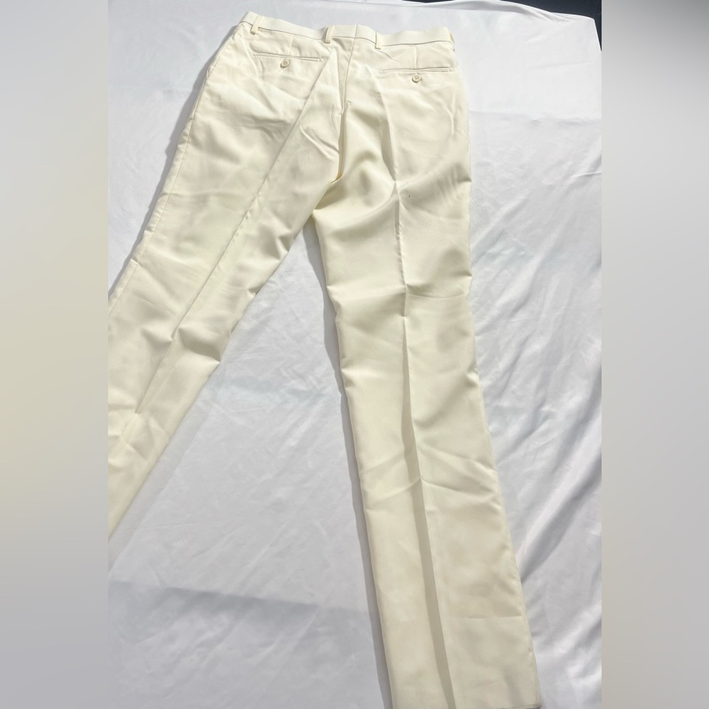 Men's Elegant Cream Suit - Picture 6 of 6
